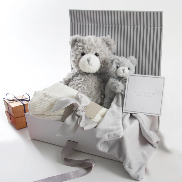 Newborn Gift Set at RAPH&REMY