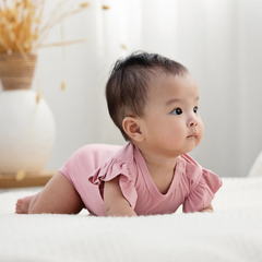 Touch and Feel Matters: Why Parents are Choosing Bamboo Clothing for Newborns