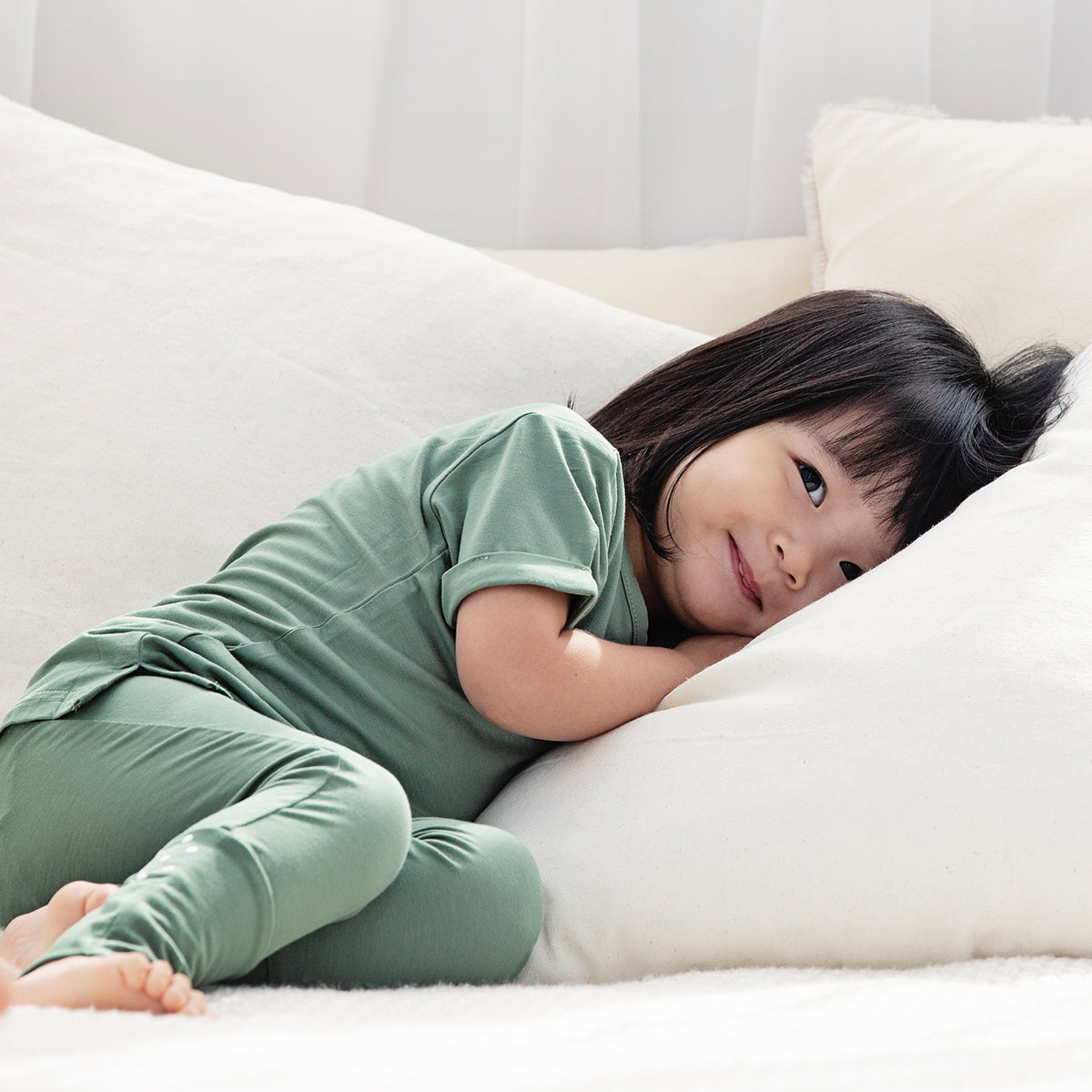 Baby leggings made from premium bamboo fabric, ideal for all-day wear.