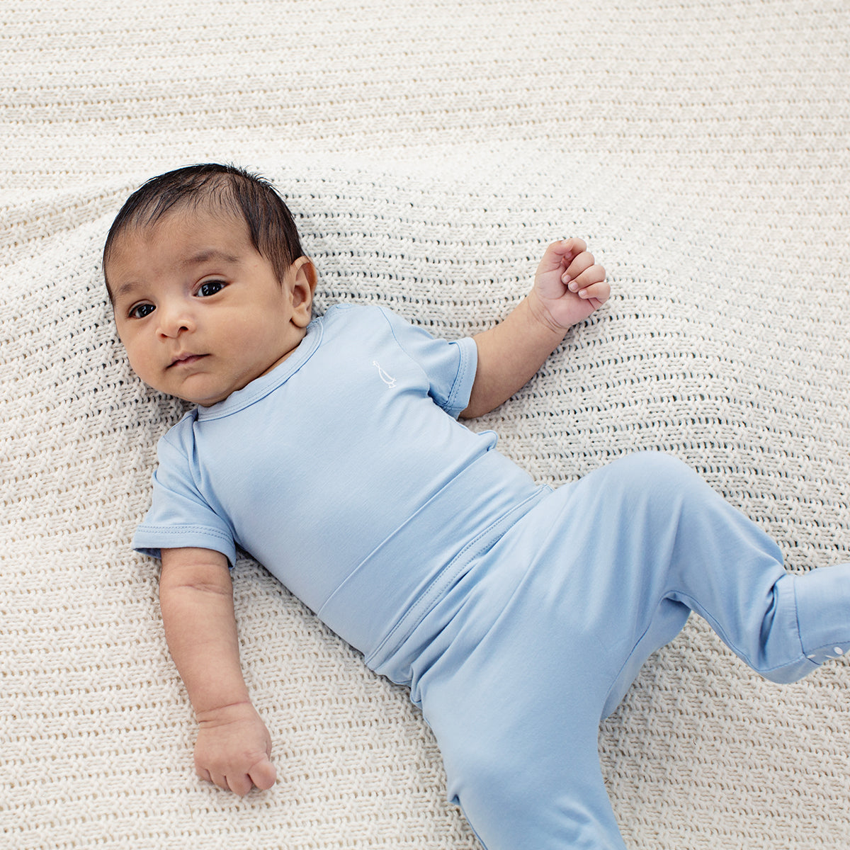 Comfortable bamboo leggings for babies, soft and breathable.