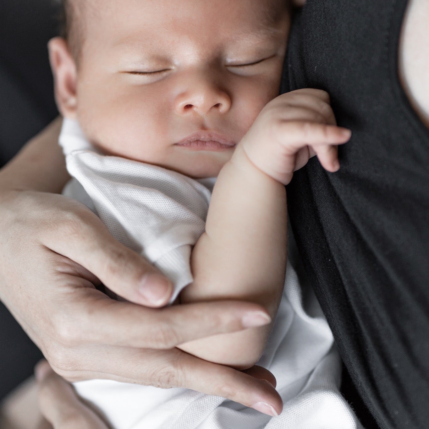 Soft bamboo romper – Ideal for naps and bedtime comfort