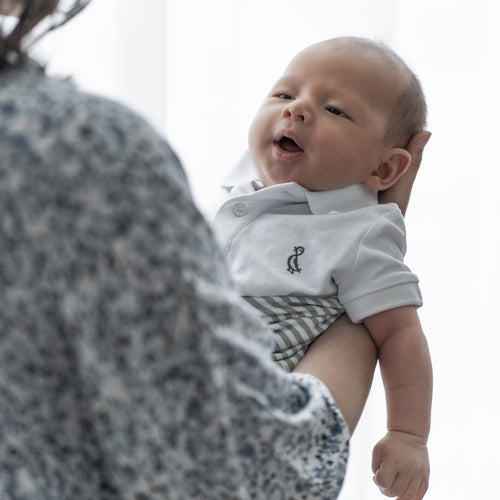 Thoughtful newborn gift – RAPH&REMY® Premium Collared Romper