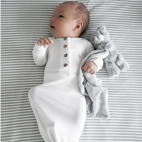 RAPH&REMY® baby gown keeping infant snug and comfy